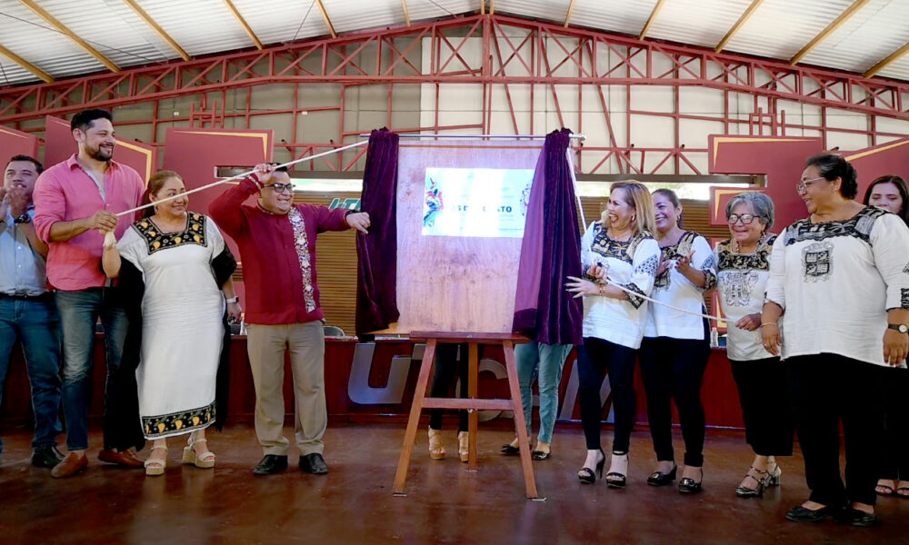 UTCAM CELEBRA 27 AÑOS CON LA REHABILITACIÓN DE PLAZA CÍVICA
