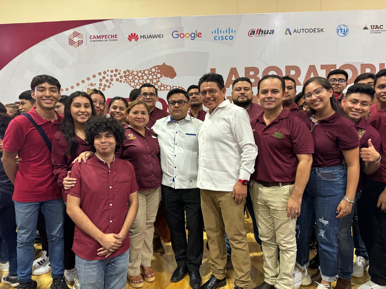 UTCAM PRESENTA PROYECTOS EN EL LANZAMIENTO DE LABORATORIOS DE TRANSFORMACIÓN DIGITAL