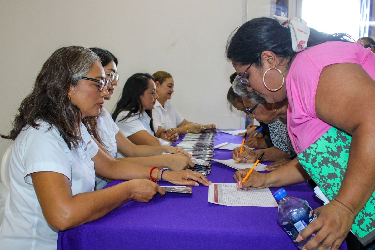 PARTICIPAN 100 MUJERES DE CHAMPOTÓN EN LA “ASAMBLEA DE MUJERES, VOCES POR LA IGUALDAD Y CONTRA LAS VIOLENCIAS”