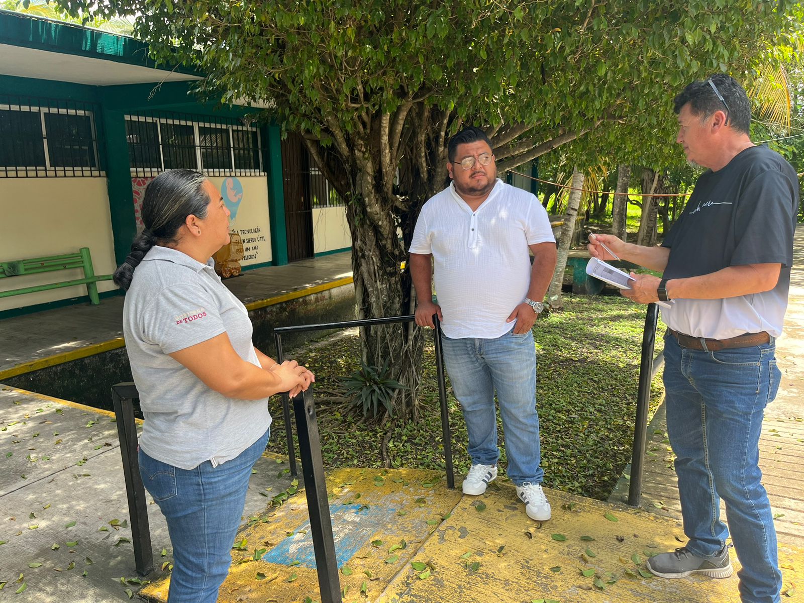 ICAT 03 PLANTEL ESCÁRCEGA REALIZA REUNIÓN DE TRABAJO CON EL SECTOR EDUCATIVO