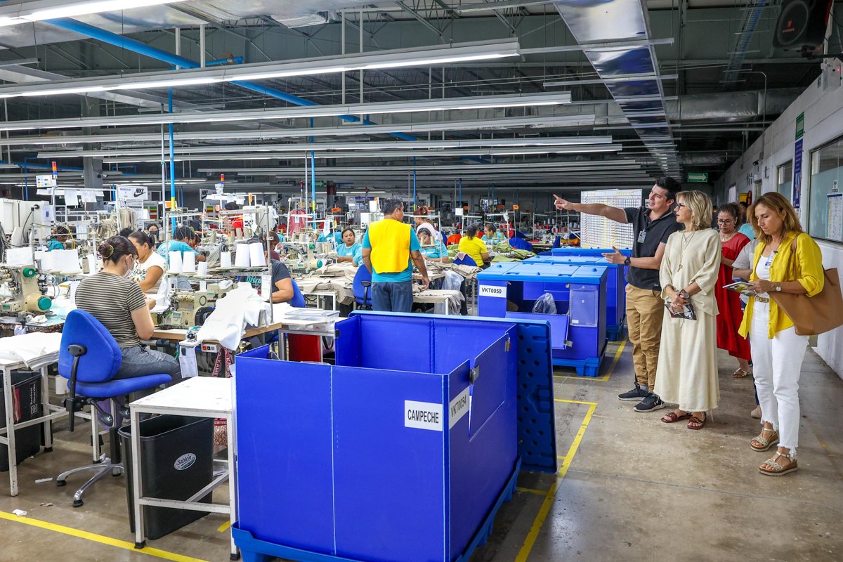 IMEC PRESENTA LA CARTILLA DE DERECHOS DE LAS MUJERES EN LA MAQUILADORA VERTICAL KNITS