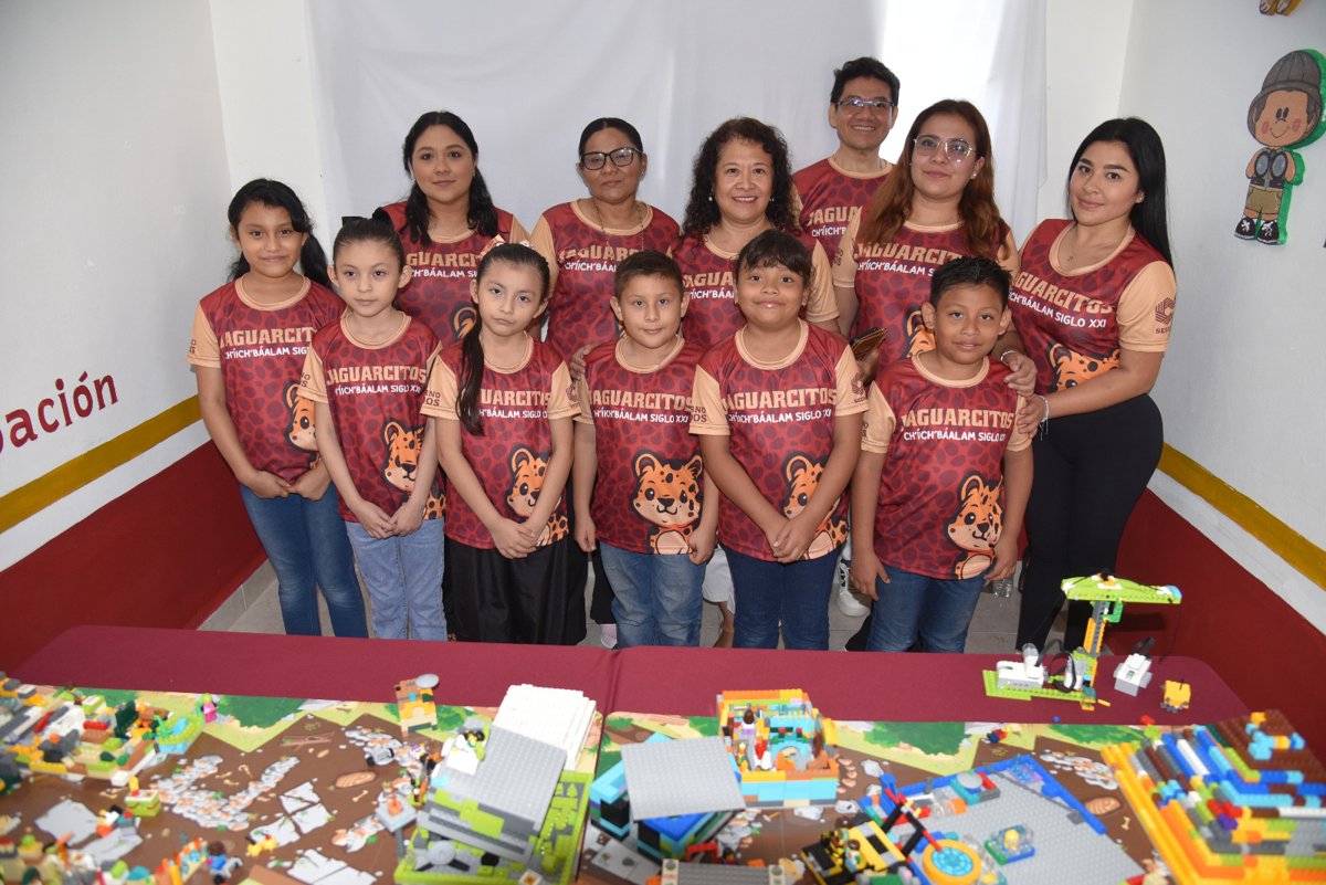 ESTUDIANTES DEL CDC SIGLO XXI TRIUNFAN EN COMPETENCIA NACIONAL DE ROBÓTICA