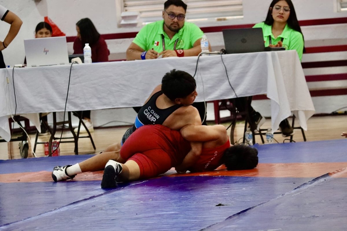 LUCHADORES CAMPECHANOS LOGRAN CLASIFICACIÓN PERFECTA AL NACIONAL CONADE EN GRECO-ROMANO
