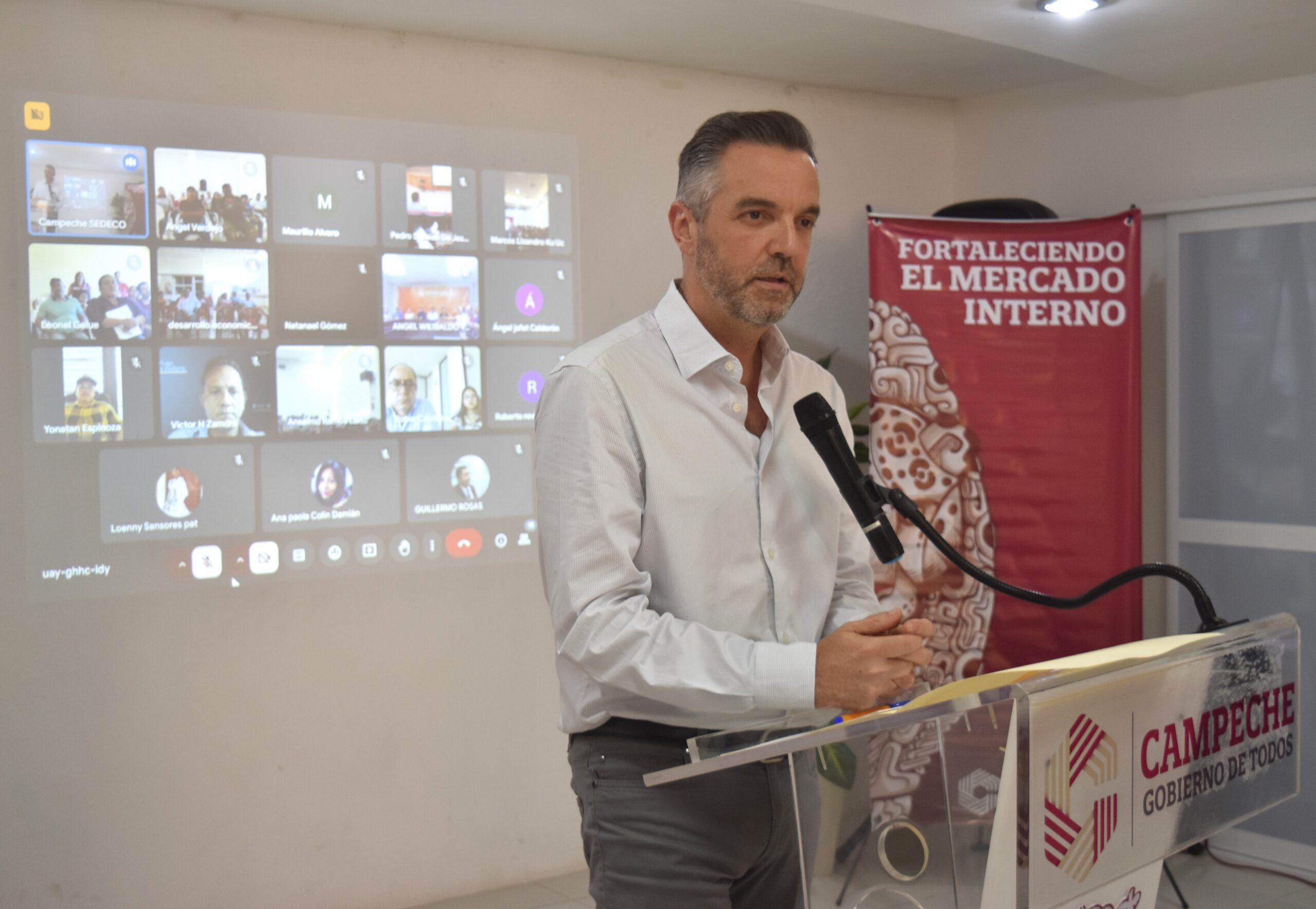 BANDERAZO DE SALIDA DEL PROGRAMA DE CAPACITACIONES PARA LA FORMACIÓN DE CAPITAL HUMANO EMPRESARIAL 2025