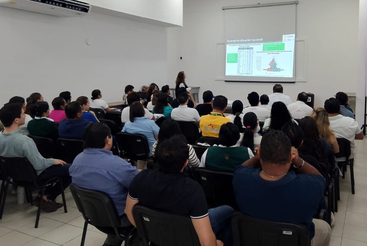 CAPACITAN A PROFESIONALES DE LA SALUD PARA FORMAR EQUIPO DE RESPUESTA RÁPIDA ESTATAL (ERRA)
