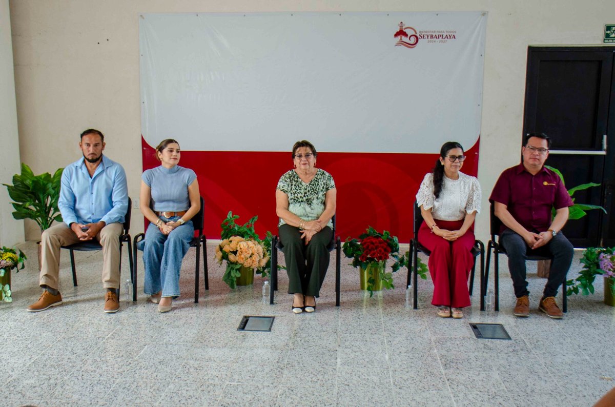 CERTIFICAN AL AYUNTAMIENTO Y DIF MUNICIPAL DE SEYBAPLAYA COMO ENTORNOS LABORALES SALUDABLES
