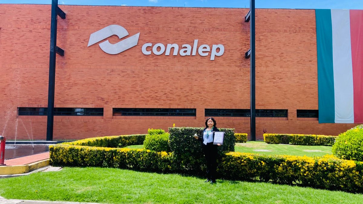ALUMNA DEL PLANTEL DZITBALCHÉ GANA MEDALLA ICA EN CATEGORIA LIDERAZGO A NIVEL NACIONAL