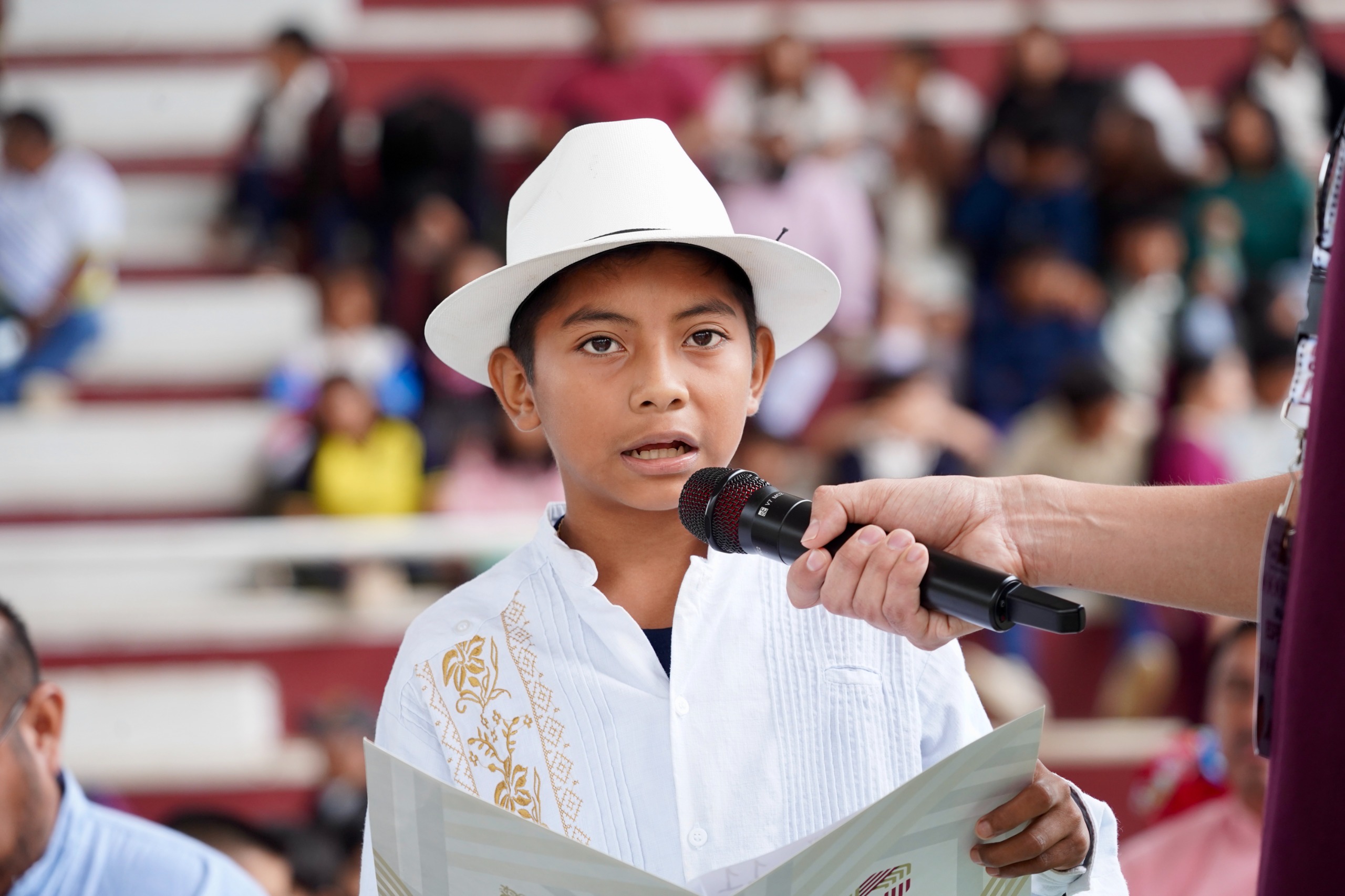 MARATÓN DE LECTURA EN MAYA Y ESPAÑOL EN CONMEMORACIÓN AL DÍA INTERNACIONAL DE LA LENGUA MATERNA