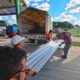 ENTREGAN LÁMINAS A JEFAS DE FAMILIA EN EL MUNICIPIO DE CALAKMUL