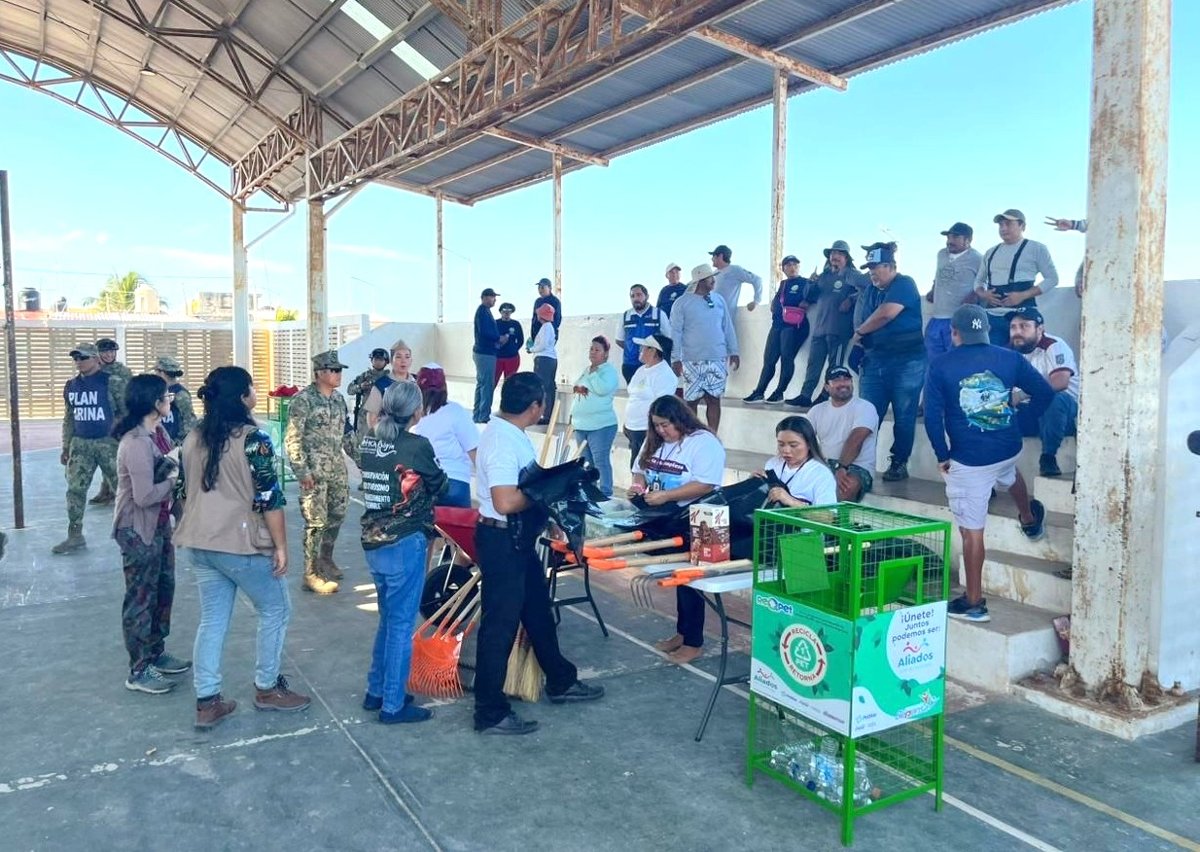 *APICAM ORGANIZA JORNADA DE LIMPIEZA EN ISLA ARENA; SE RECOLECTAN 3.5 TONS DE BASURA Y 125 KG DE PET*