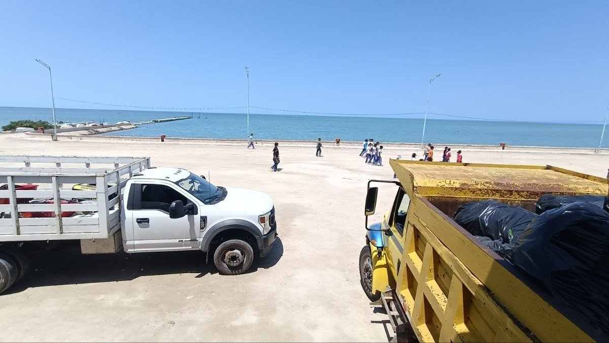 *APICAM ORGANIZA JORNADA DE LIMPIEZA EN ISLA ARENA; SE RECOLECTAN 3.5 TONS DE BASURA Y 125 KG DE PET*