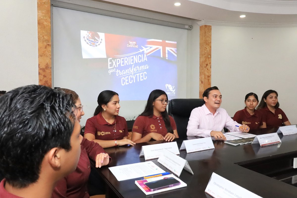 JÓVENES DEL CECYTEC SE PREPARAN PARA REPRESENTAR AL ESTADO EN LA UNIVERSIDAD DE LONDRES"