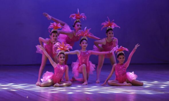 330 bailarines celebran el Día Internacional de la Danza en Campeche
