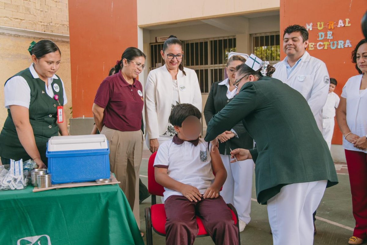 INICIA SEMANA NACIONAL DE VACUNACIÓN EN LA ESCUELA PRIMARIA "PRESIDENTE ADOLFO RUIZ CORTINES"