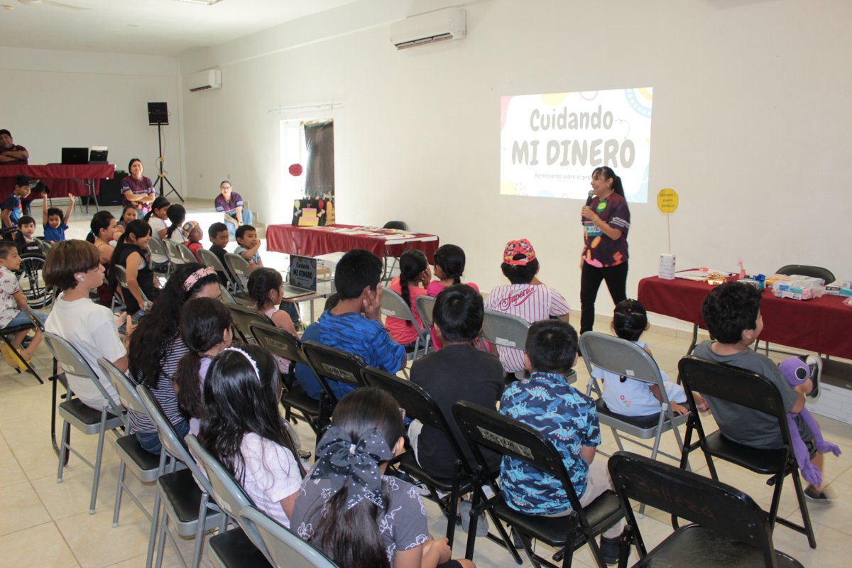 Bancampeche impulsa la educación financiera entre niñas y niños