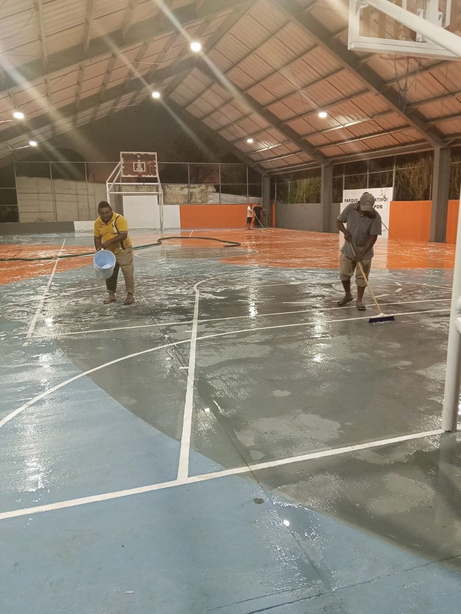 Las brigadas de Parques y Jardines de la Secretaría de Desarrollo Urbano, Movilidad y Obras Públicas