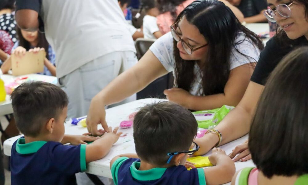"MODELANDO HISTORIAS", CON MEMO PLASTILINA DETONA LA CREATIVIDAD DE NIÑAS Y NIÑOS EN LA ARROCERA