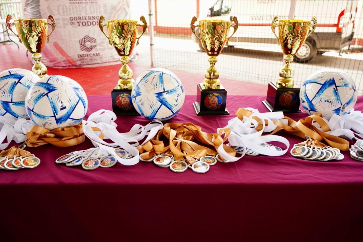 PARTICIPAN ESTUDIANTES DE NIVEL BÁSICO EN TORNEO DE FÚTBOL RUMBO A LA ETAPA NACIONAL DEL MUNDIALITO ESCOLAR 2026