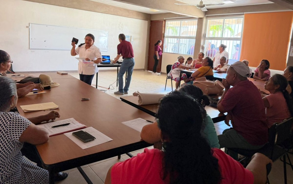 ACTUALIZAN A PARTERAS TRADICIONALES DEL MUNICIPIO DE CALAKMUL