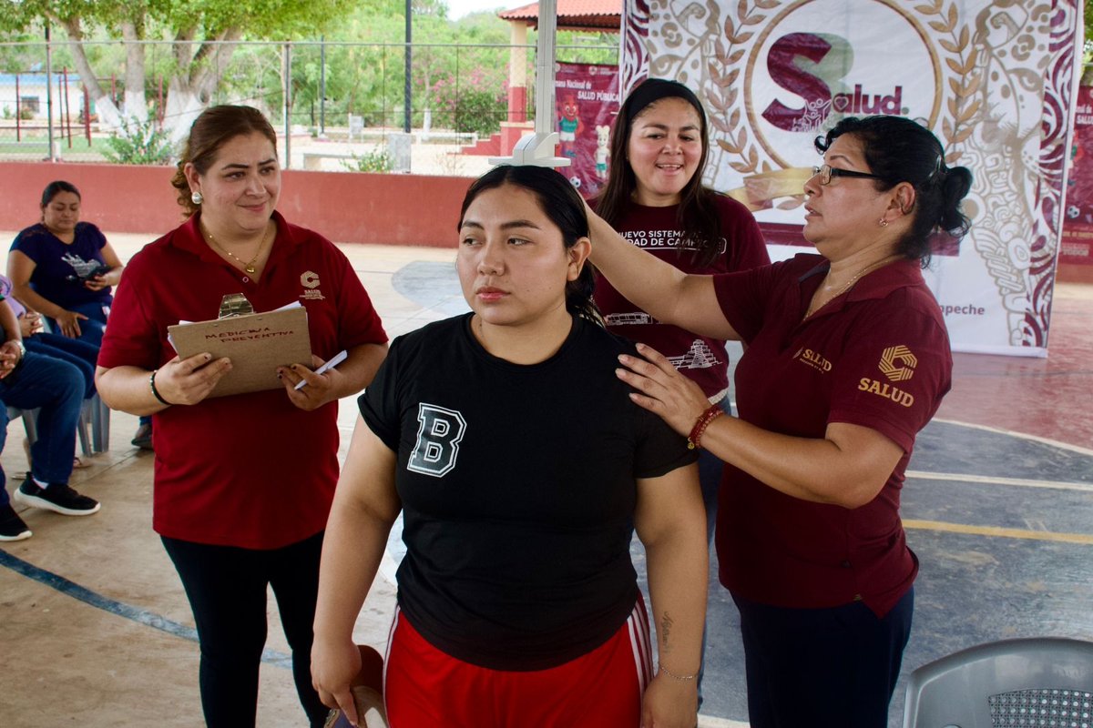 LLEVAN SERVICIOS MÉDICOS GRATUITOS Y APOYOS FUNCIONALES A LA COMUNIDAD DE EMILIANO ZAPATA