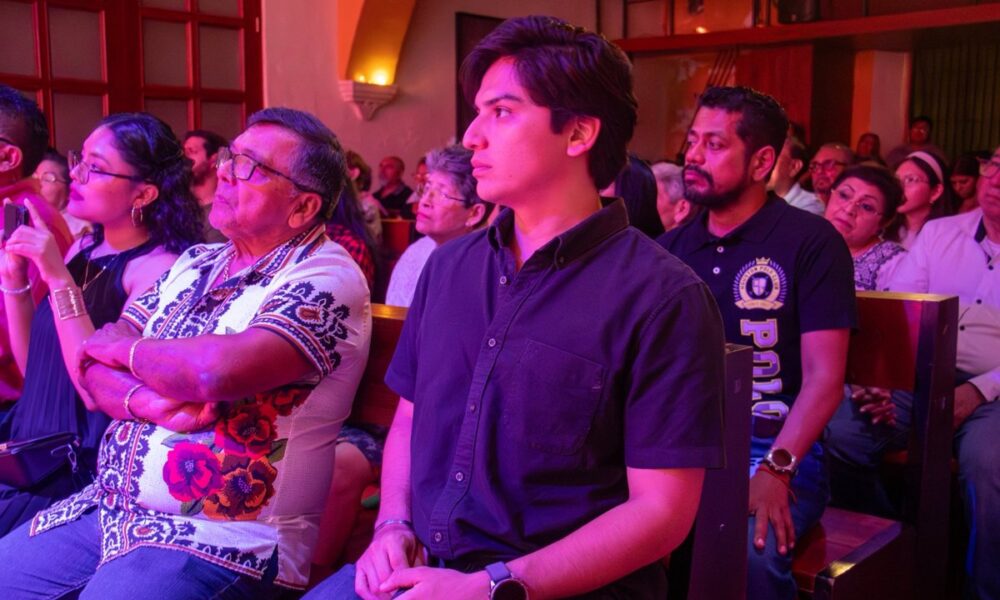 BALADAS INOLVIDABLES RESONARON EN EL AUDITORIO "HERNÁN LORÍA PÉREZ"