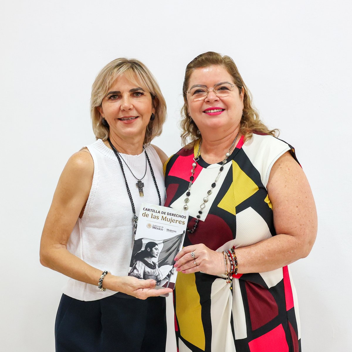 IMEC PRESENTA LA CARTILLA DE DERECHOS DE LAS MUJERES A LA SECONT