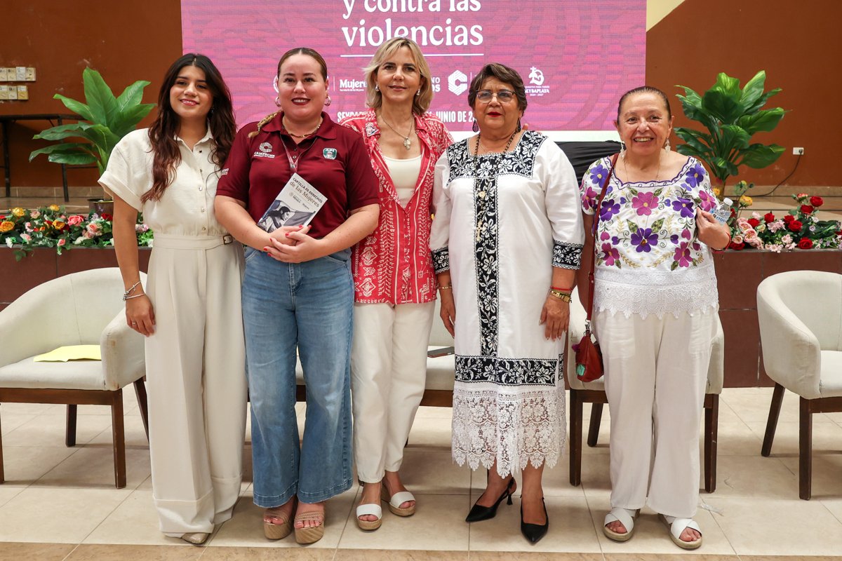EL IMEC Y EL AYUNTAMIENTO DE SEYBAPLAYA ENTREGAN EL PREMIO IXCHEL AL LIDERAZGO FEMENINO EN LA COMUNIDAD