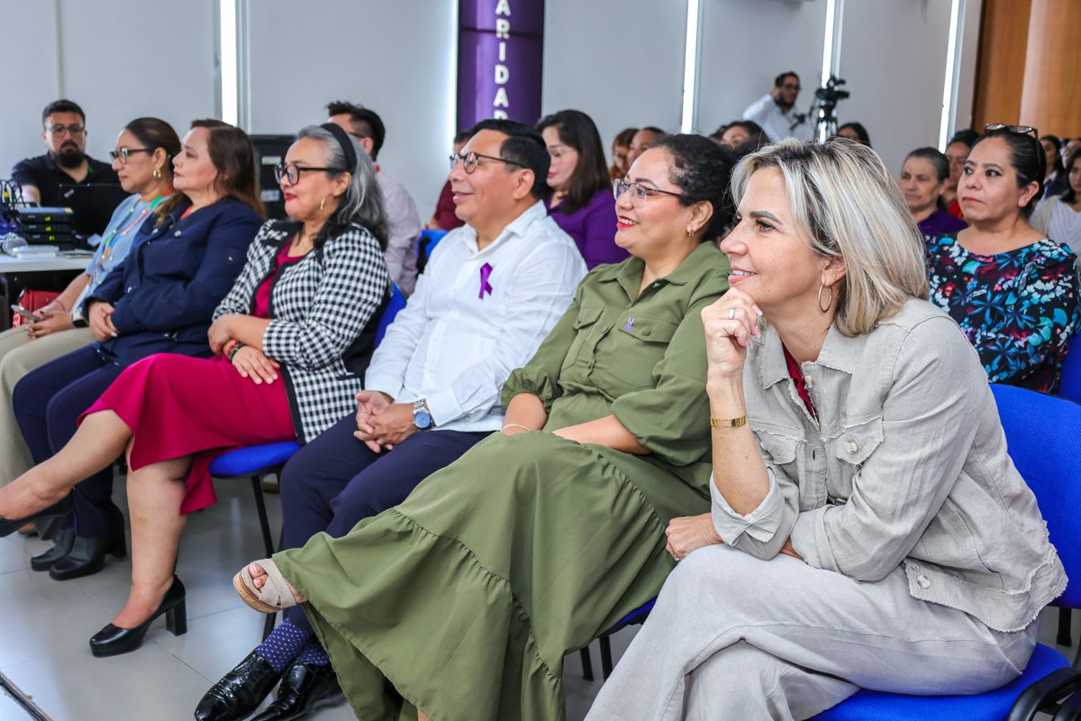 FORTALECE IMEC LA REFLEXIÓN Y EL DIÁLOGO SOBRE LOS DERECHOS POLÍTICO-ELECTORALES DE LAS MUJERES EN LA UNID CAMPECHE
