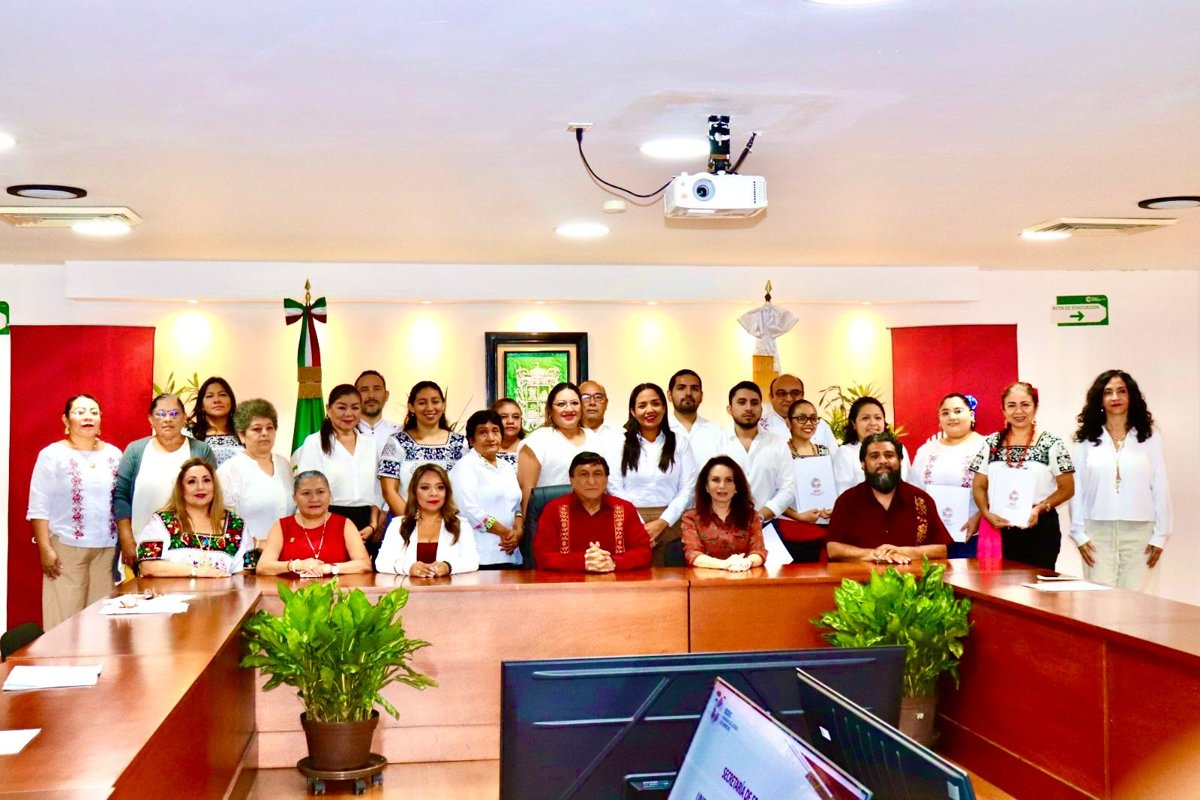 ENTREGA DE CONSTANCIAS DEL DIPLOMADO DE GESTION DOCUMENTAL Y ADMINISTRACIÓN DE ARCHIVOS A SERVIDORES PÚBLICOS DE LA SEDUC