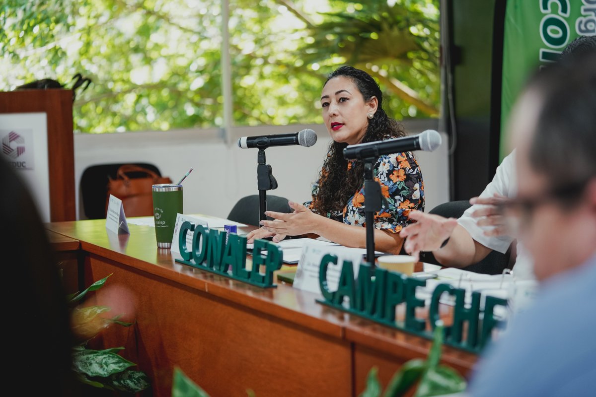 CONALEP CAMPECHE PRESENTA AVANCES Y RESULTADOS EN JUNTA DE GOBIERNO
