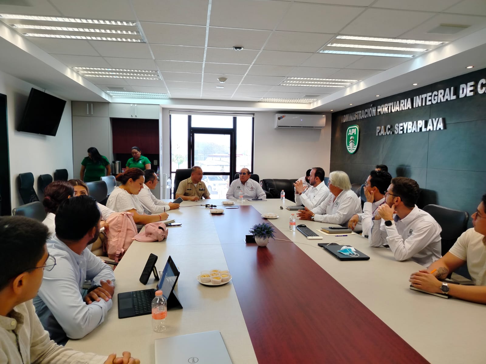 EN GIRA DE TRABAJO DEL DIRECTOR GENERAL DE PUERTOS DE LA SEMAR, APICAM SOLICITA APOYO PARA PROYECTOS ESTRÁTEGICOS