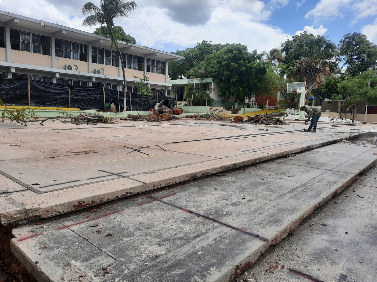 INICIAN TRABAJOS EN ESCUELA SECUNDARIA TECNICA 8 DE LERMA