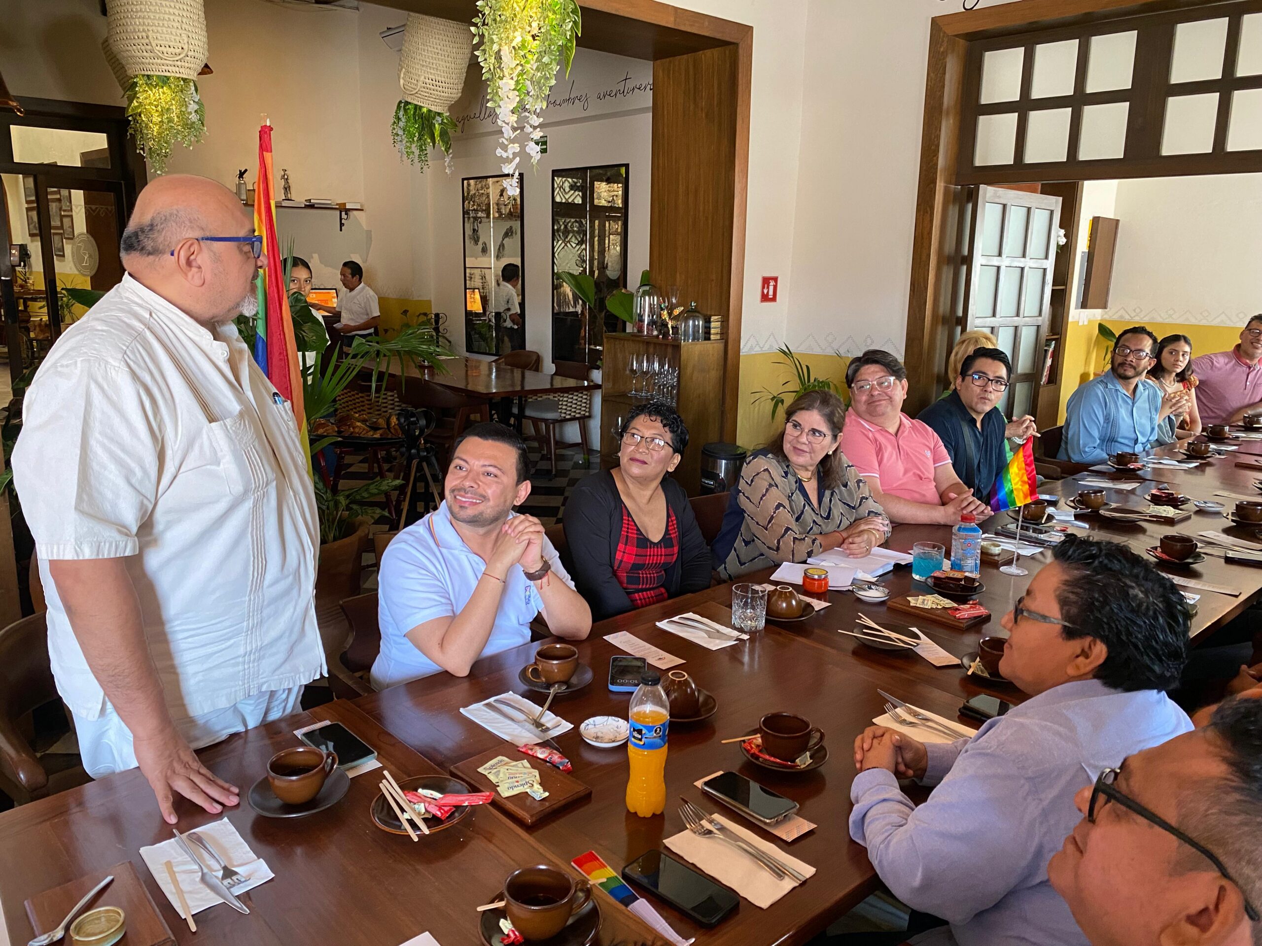 BIENESTAR SE REUNE CON COMUNIDAD LGBTIQ+ PARA ESCUCHAR PROPUESTAS