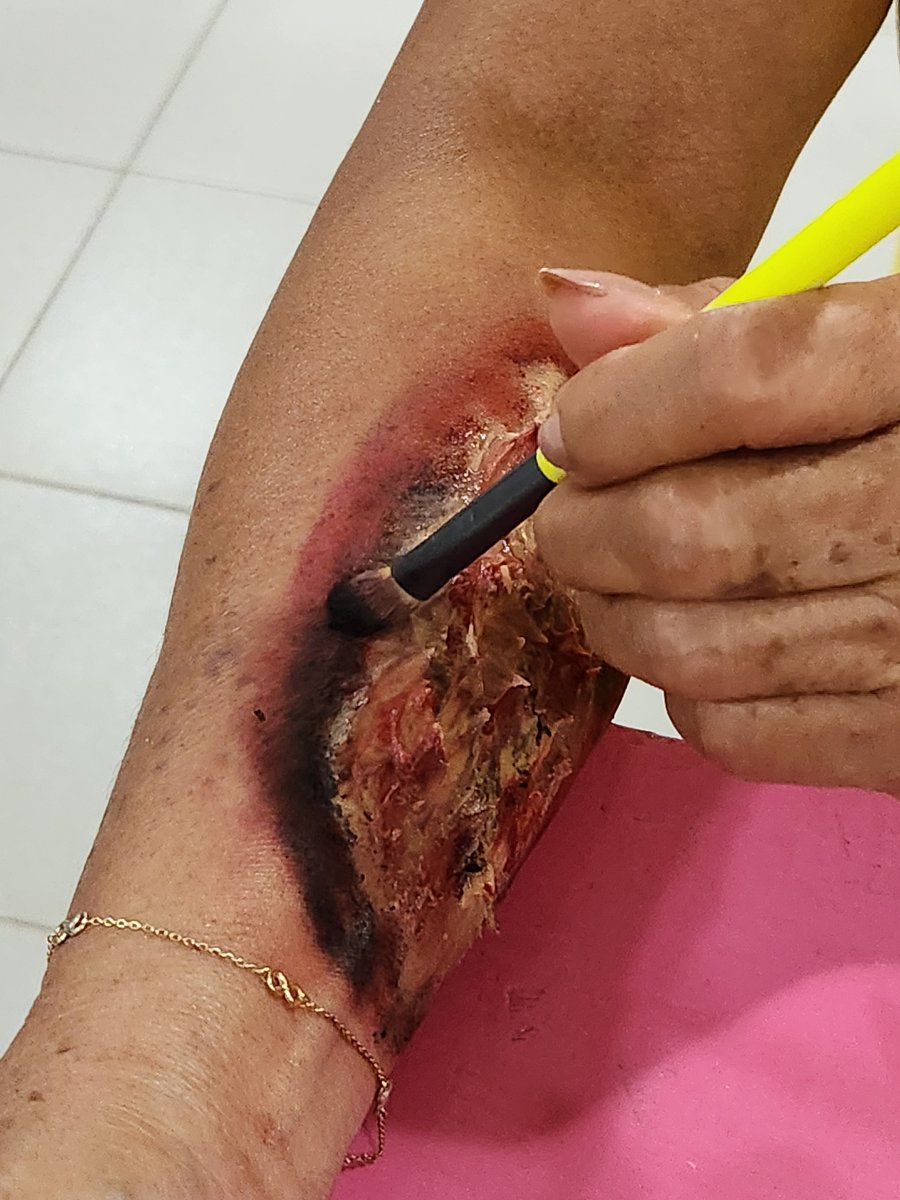 ALUMNAS DEL ICAT CALKINÍ DESTACAN CON EXPOSICIONES DE MAQUILLAJE DE FANTASÍA