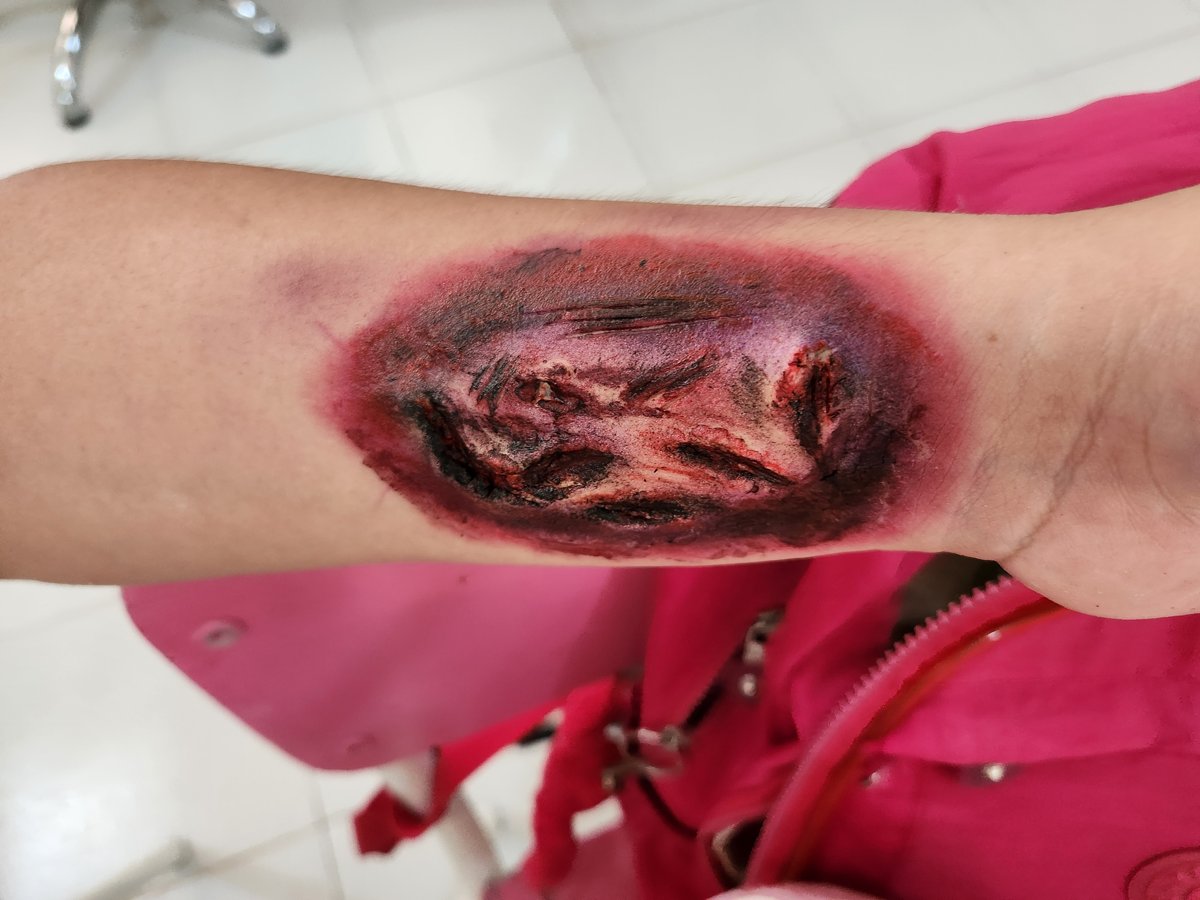 ALUMNAS DEL ICAT CALKINÍ DESTACAN CON EXPOSICIONES DE MAQUILLAJE DE FANTASÍA