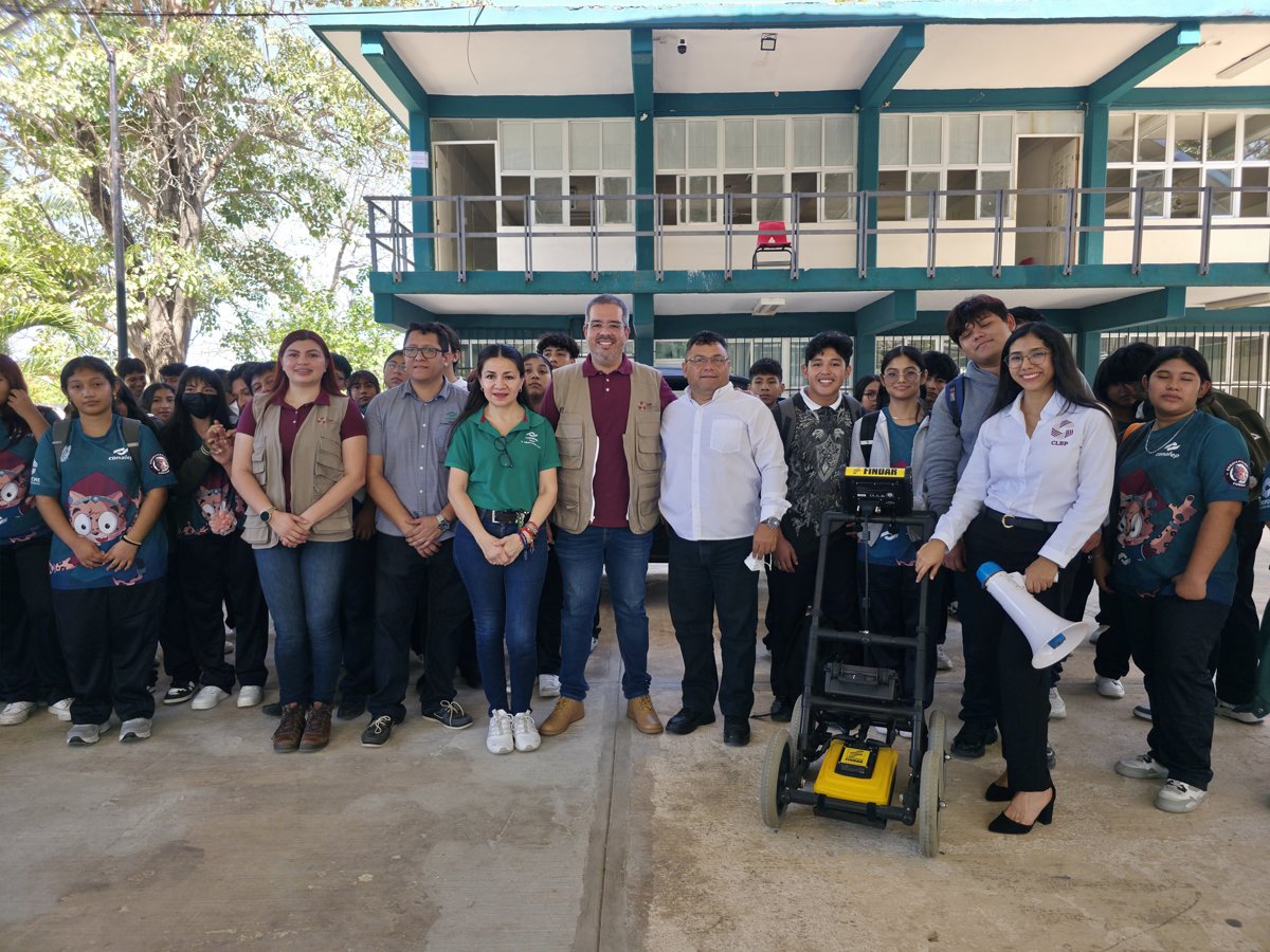 CONFERENCIA INFORMATIVA Y DEMOSTRATIVA EN EL COLEGIO NACIONAL DE EDUCACIÓN PROFESIONAL TÉCNICA (CONALEP - CAMPECHE)
