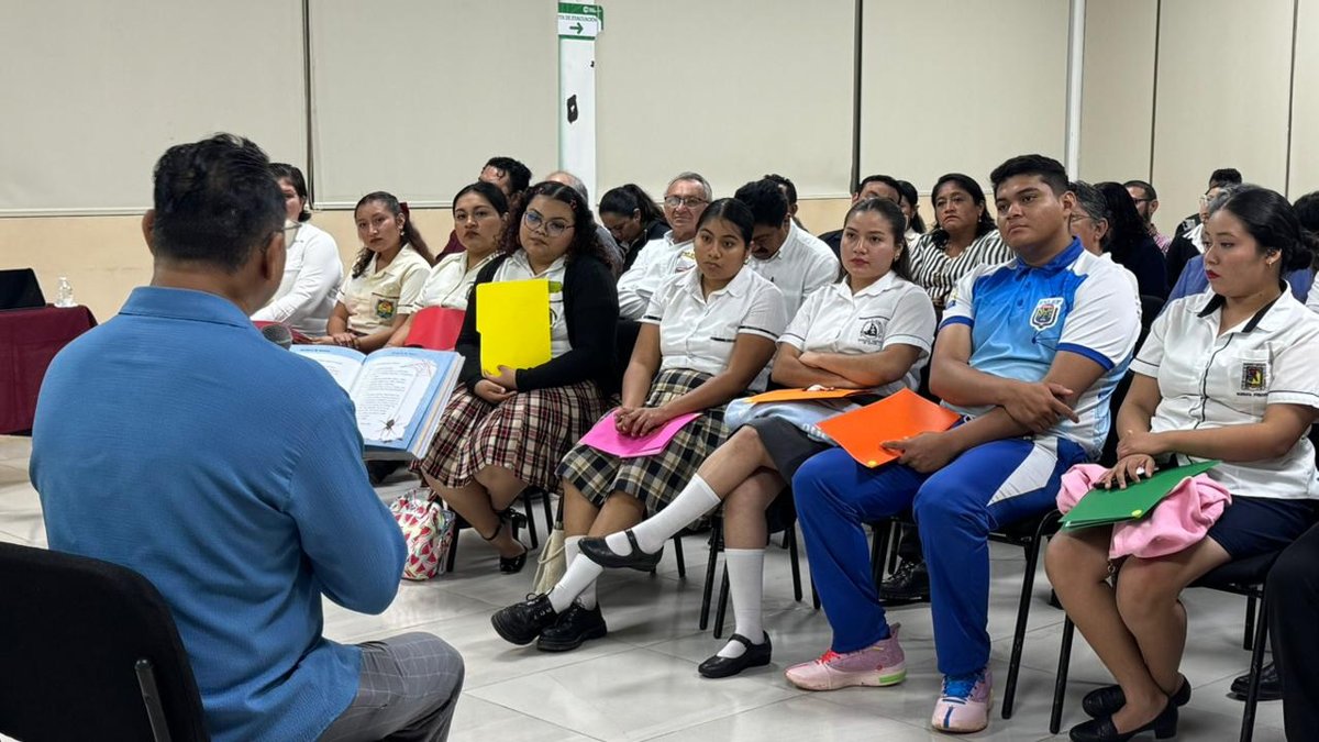 CELEBRA SEDUC CONCURSO DE LECTURA EN VOZ ALTA PARA FORTALECER EL PERFIL DE FUTUROS DOCENTES DE CAMPECHE