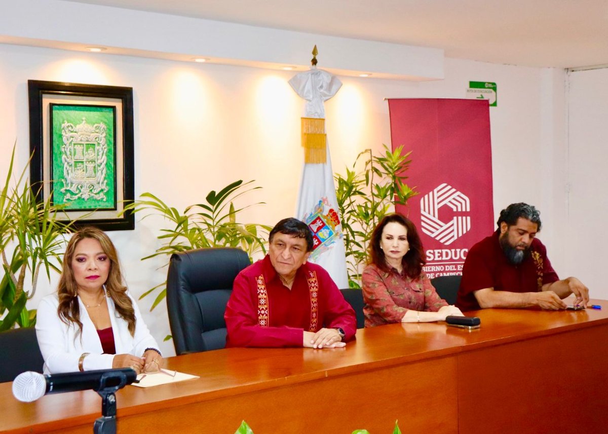 ENTREGA DE CONSTANCIAS DEL DIPLOMADO DE GESTION DOCUMENTAL Y ADMINISTRACIÓN DE ARCHIVOS A SERVIDORES PÚBLICOS DE LA SEDUC