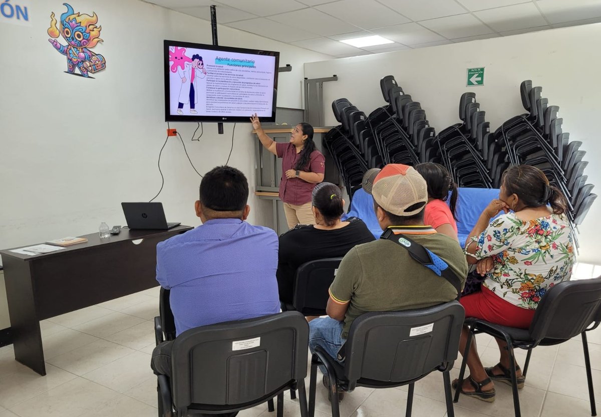 EN CANDELARIA ADIESTRAN A AGENTES COMUNITARIOS PARA DETECTAR PROBLEMAS DE SALUD MENTAL Y ADICCIONES