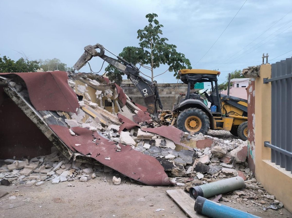 OBRAS EN BENEFICIO DE ESTUDIANTES EN LA ESCUELA PRIMARIA MANUEL GUAL VIDAL