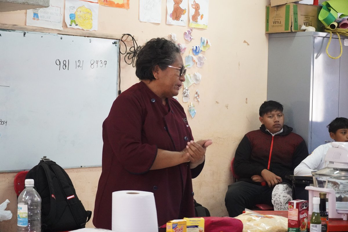ICAT ACCIÓN MÓVIL HECELCHAKÁN ACERCA CLASES MUESTRA AL TELEBACHILLERATO DE CHUNKANÁN