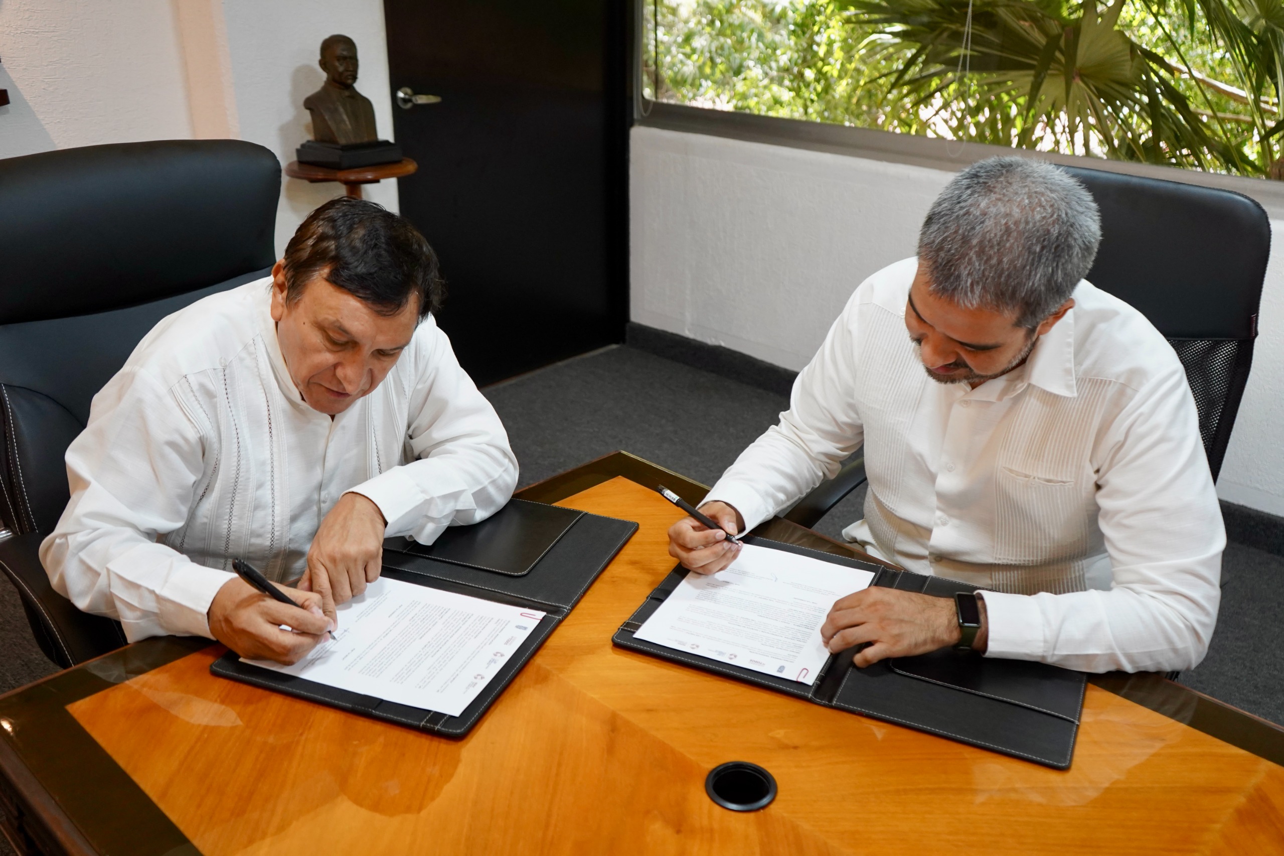 SEDUC Y LA COMISIÓN LOCAL DE BÚSQUEDA DE PERSONAS FIRMAN CONVENIO PARA FACILITAR LA LOCALIZACIÓN DE DESAPARECIDOS