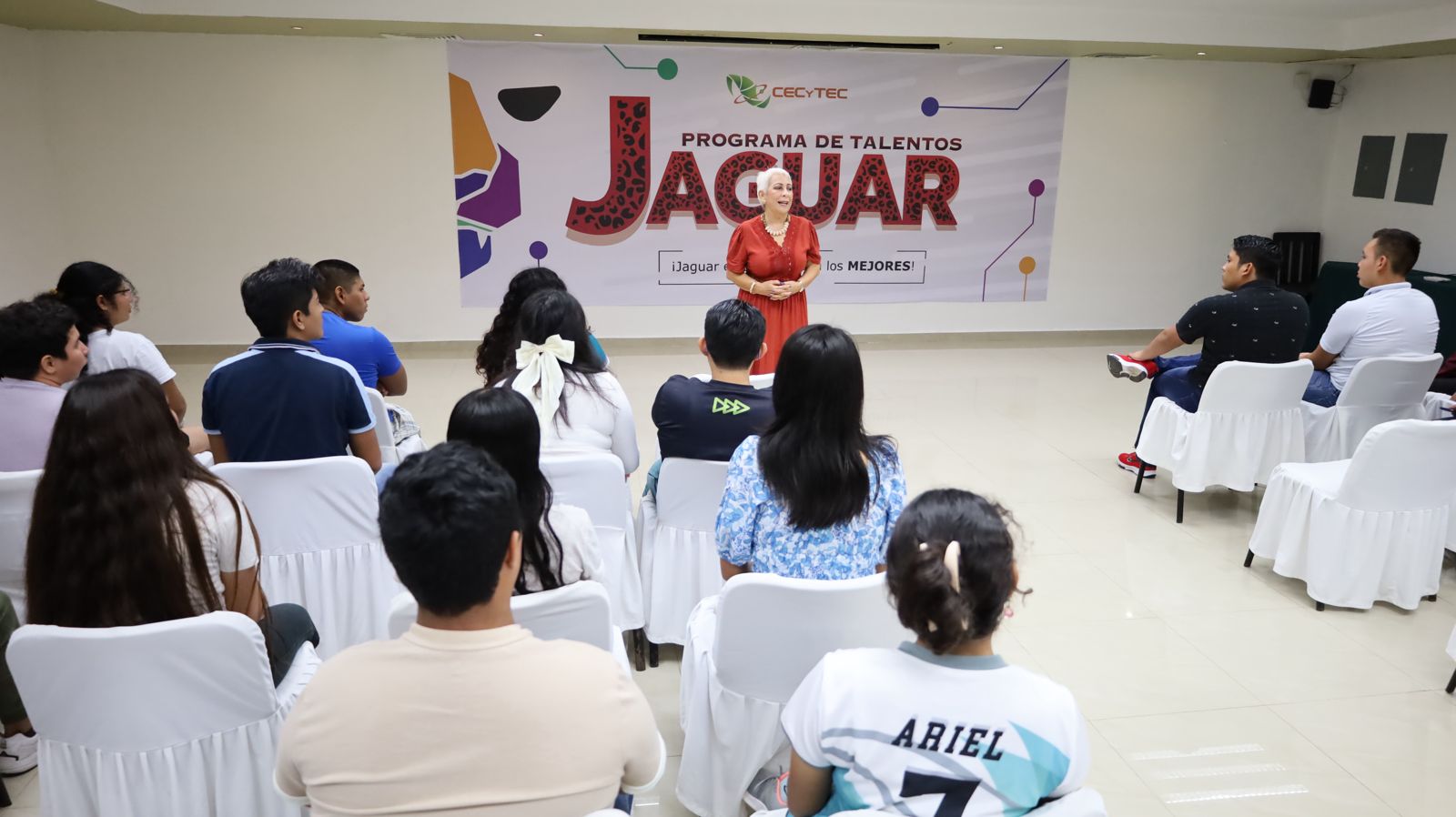 CECyTEC POTENCIALIZA LA EDUCACIÓN EN LOS JÓVENES PARA GARANTIZARLES SU PASE A LA ETAPA SUPERIOR