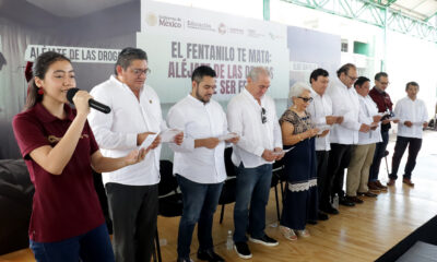 LAYDA CUMPLE SU PALABRA A LAS Y LOS ALUMNOS DEL CECyTEC