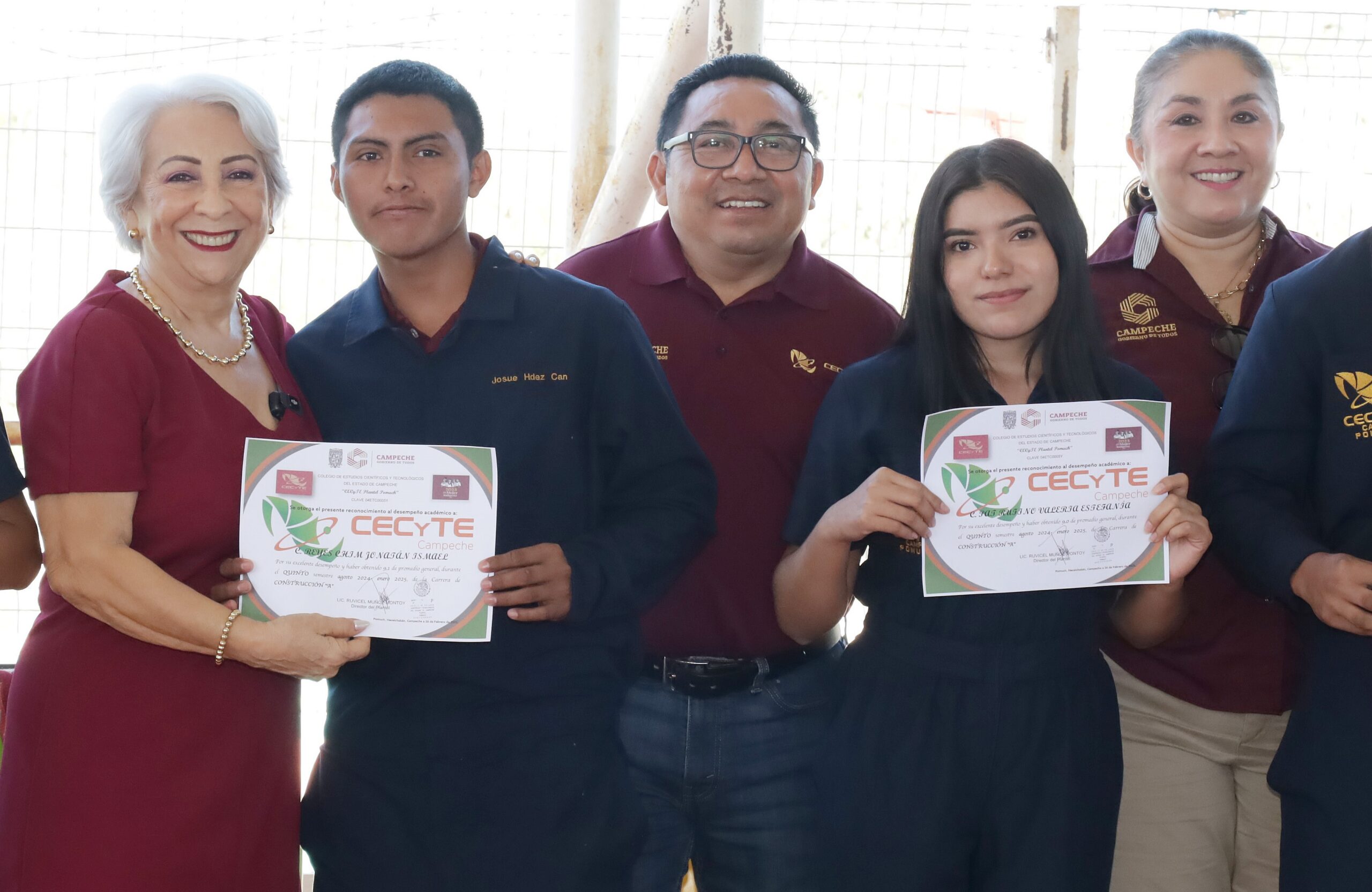 CECyTEC RECONOCE LA ENTREGA, DISCIPLINA Y EXCELENCIA DEL ALUMNADO DE POMUCH