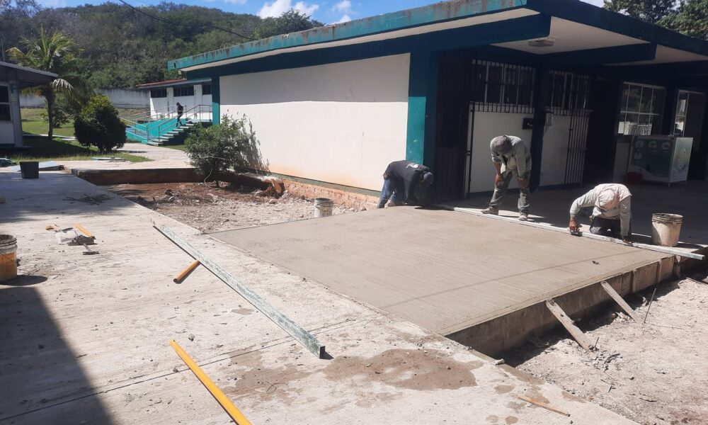 OBRAS EN EL PLANTEL GUILLERMO GONZALEZ GALERA CONALEP