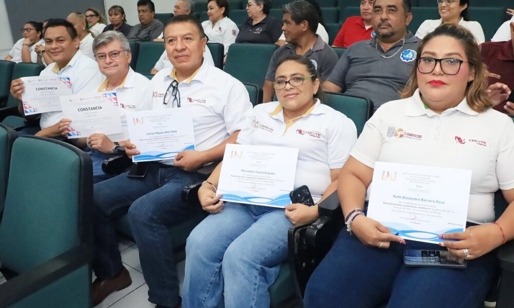 DOCENTES Y ADMINISTRATIVOS DEL CECYTEC A LA VANGUARDIA EN MEJORA CONTINUA