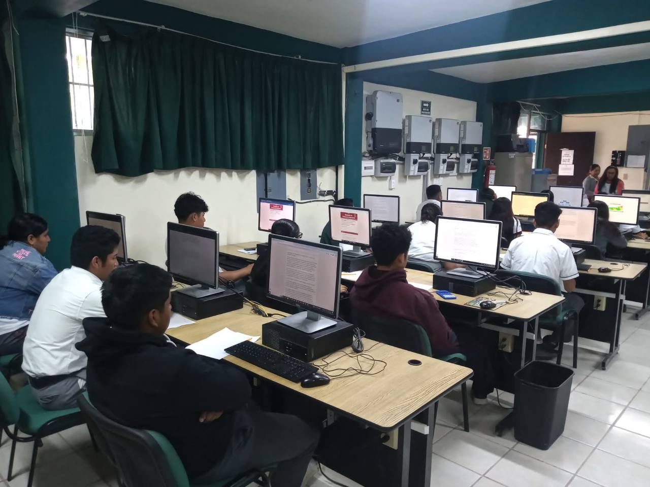 22 ESCUELAS DEL COBACAM CUENTAN CON INTERNET DEL JAGUAR