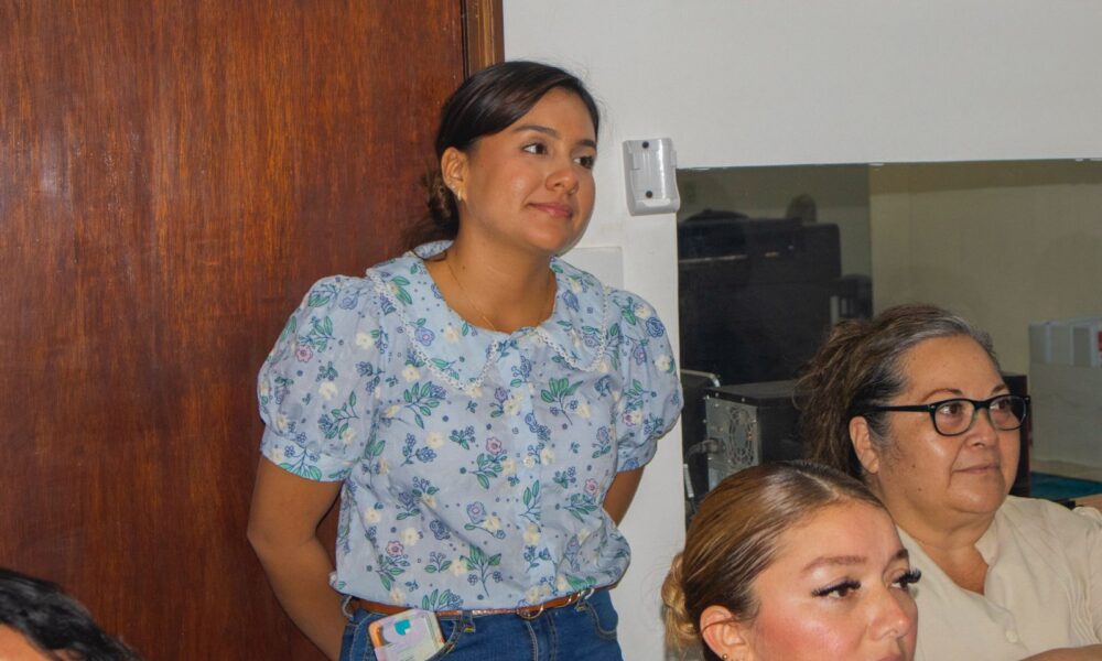 CURSO MUJERES APOYANDO A MUJERES: SORORIDAD