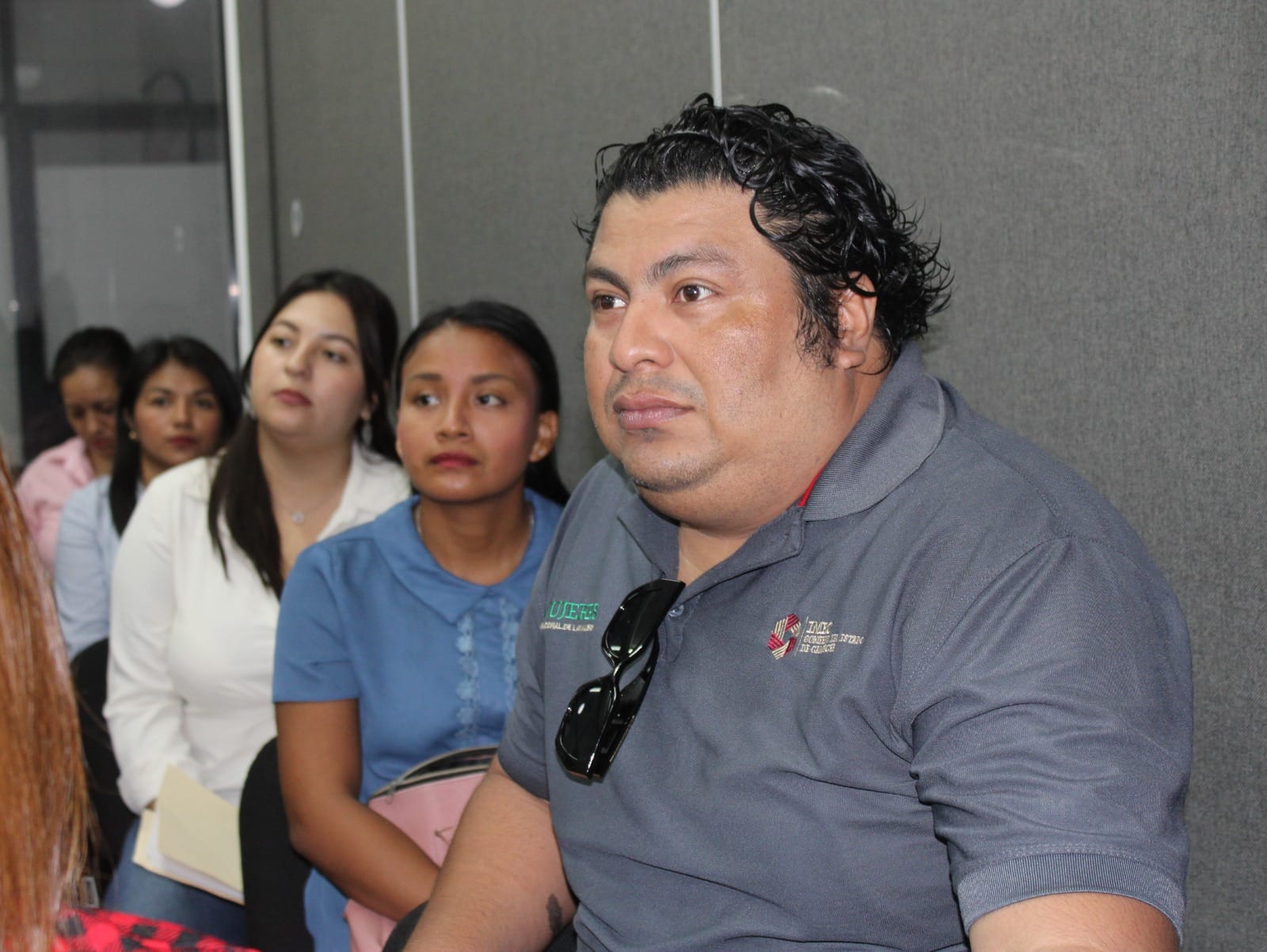 IMEC Y UNEME DEDICAM DEL IMSS BIENESTAR IMPARTEN PLÁTICA A SERVIDORES PÚBLICOS PARA DETECTAR EL CÁNCER DE MAMA